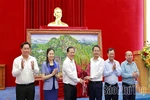 Gặp mặt, chia tay đồng chí Nguyễn Phi Long - Nguyên Phó Bí thư Thường trực Tỉnh ủy chuyển công tác