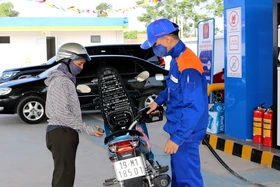 Đảm bảo xăng dầu phục vụ phát triển kinh tế - xã hội