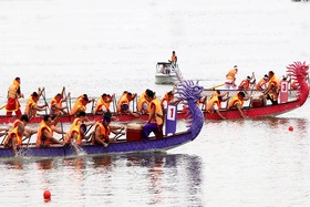 9 đội tham gia Giải Bơi chải thành phố Việt Trì mở rộng năm 2023