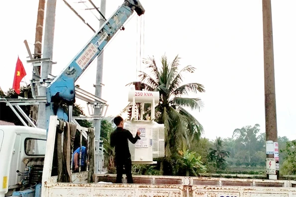 Đảm bảo cung cấp điện mùa nắng nóng