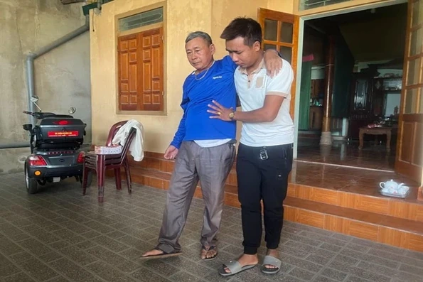 Bí quyết hết đau lưng do thoát vị đĩa đệm của người cán bộ xã Sơn Ninh - Hà Tĩnh