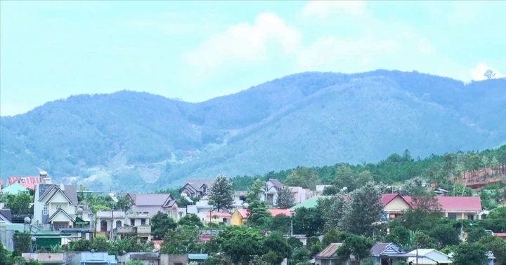 Đi qua những bản làng của người Chu Ru